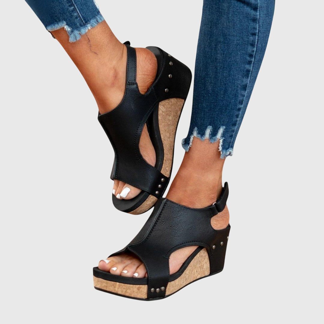 Buckle-Strap Womens Flat Sandals, Cushioned Open-Toe