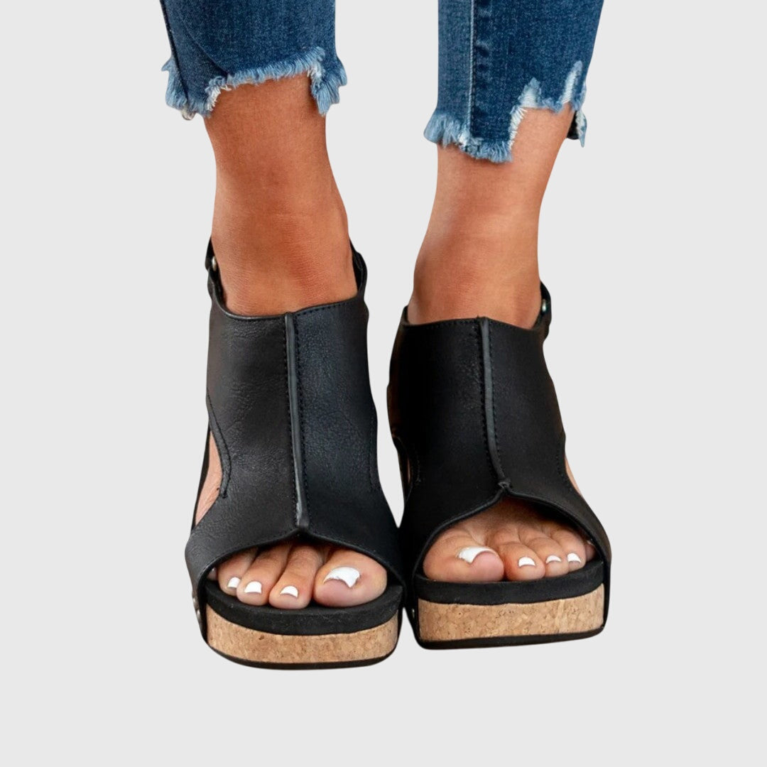 Buckle-Strap Womens Flat Sandals, Cushioned Open-Toe