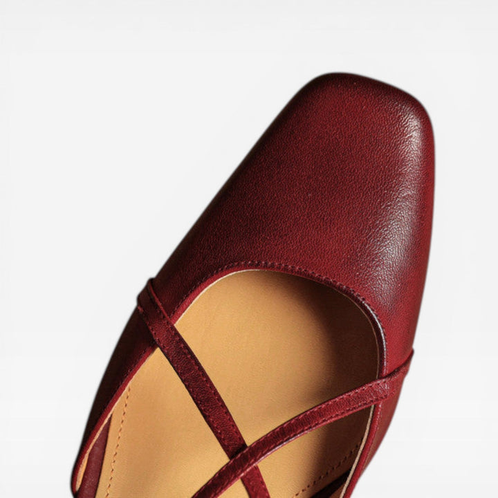 Leather Block-Heel Closed-Toe Womens Slingbacks, Buckle