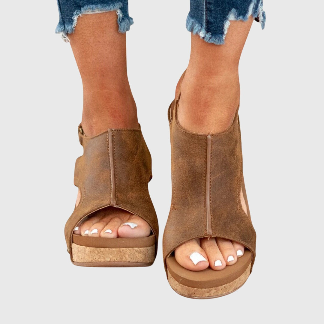 Buckle-Strap Womens Flat Sandals, Cushioned Open-Toe