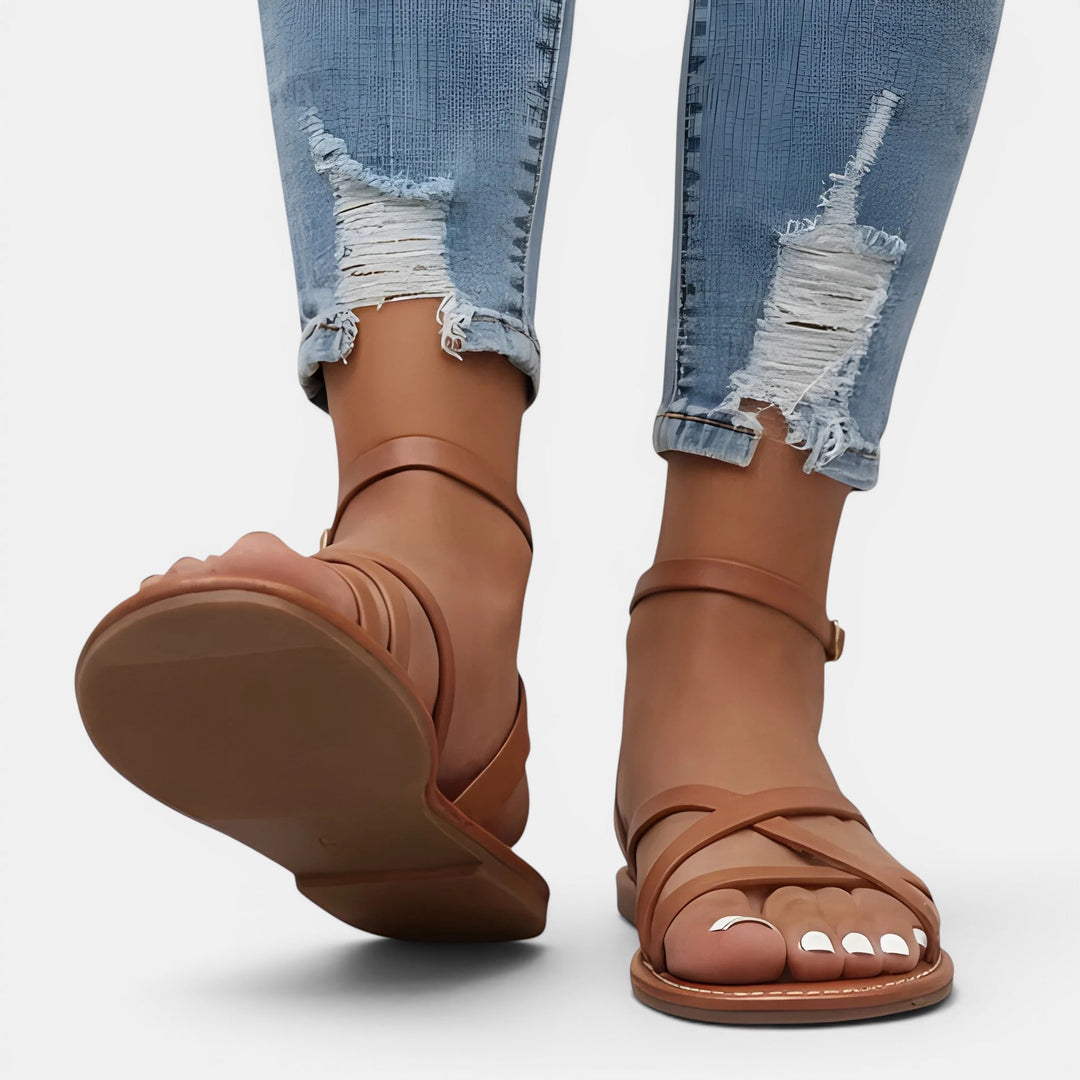 Strappy Womens Flat Sandals in Soft Leather, Minimal